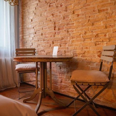 Rosso Charm B&B Венеция Екстериор снимка