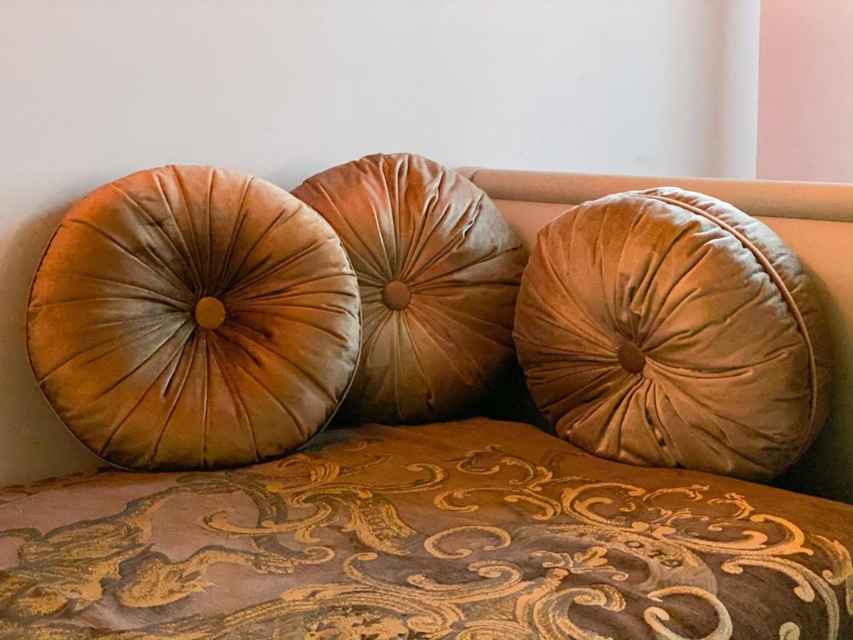 Rosso Charm B&B Венеция Екстериор снимка