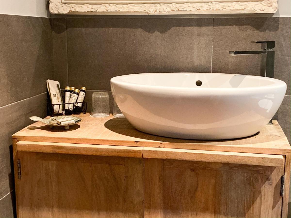 Rosso Charm B&B Венеция Екстериор снимка